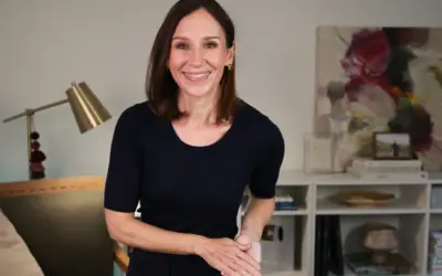 How to Be Interesting in English Conversations (Even If You’re Shy)